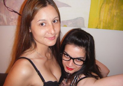 Girlscam HornyAngela+LovelyAniela